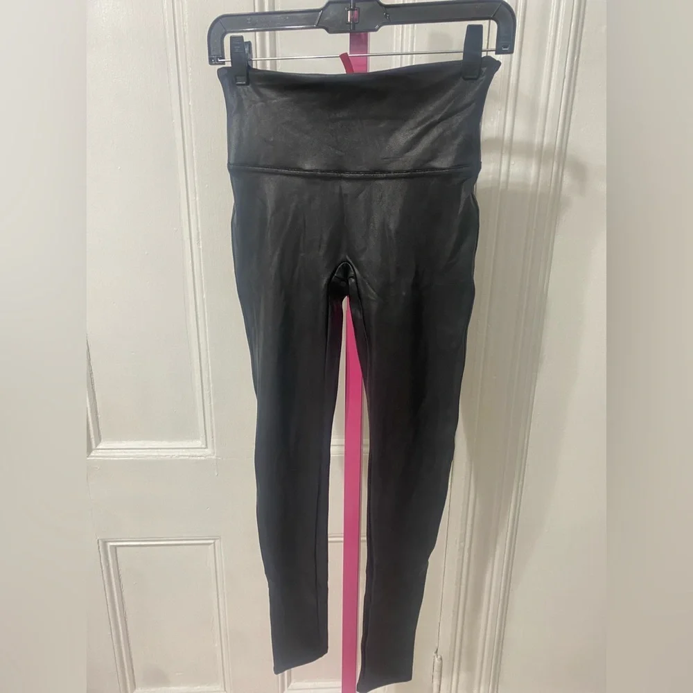 NWOT SPANX Spanx
Faux Leather Leggings - Picture 5 of 7